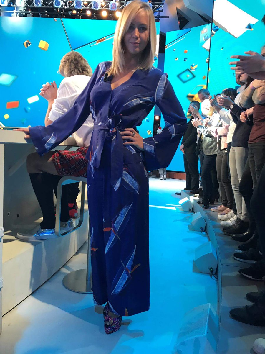 __Intrepides__'s tweet image. Merci à la jolie @EnoraMofficiel de nous faire honneur dans ses #IntrépidesShoes Lola Crazy et à @virginiecarrozz de nous faire confiance 👠