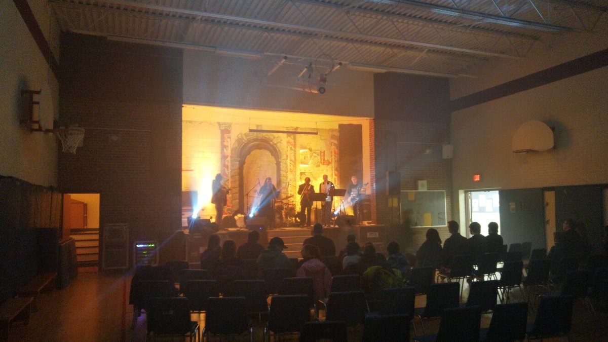 JohnnyVortex's tweet photo. A little bit of this was going on in our school gym last night! Special thanks to @PorterSound for making it all come to life! https://t.co/UCa8EedW1D