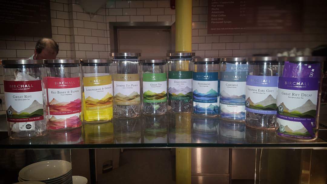 It may be cold outside but there's a <a href="/BirchallTea/">Birchall Tea</a> rainbow inside. <a href="/MGreenwich/">MrGreenwich</a> <a href="/greenwichmums/">Greenwich Mums</a> #TGIFriday #endoftherainbow