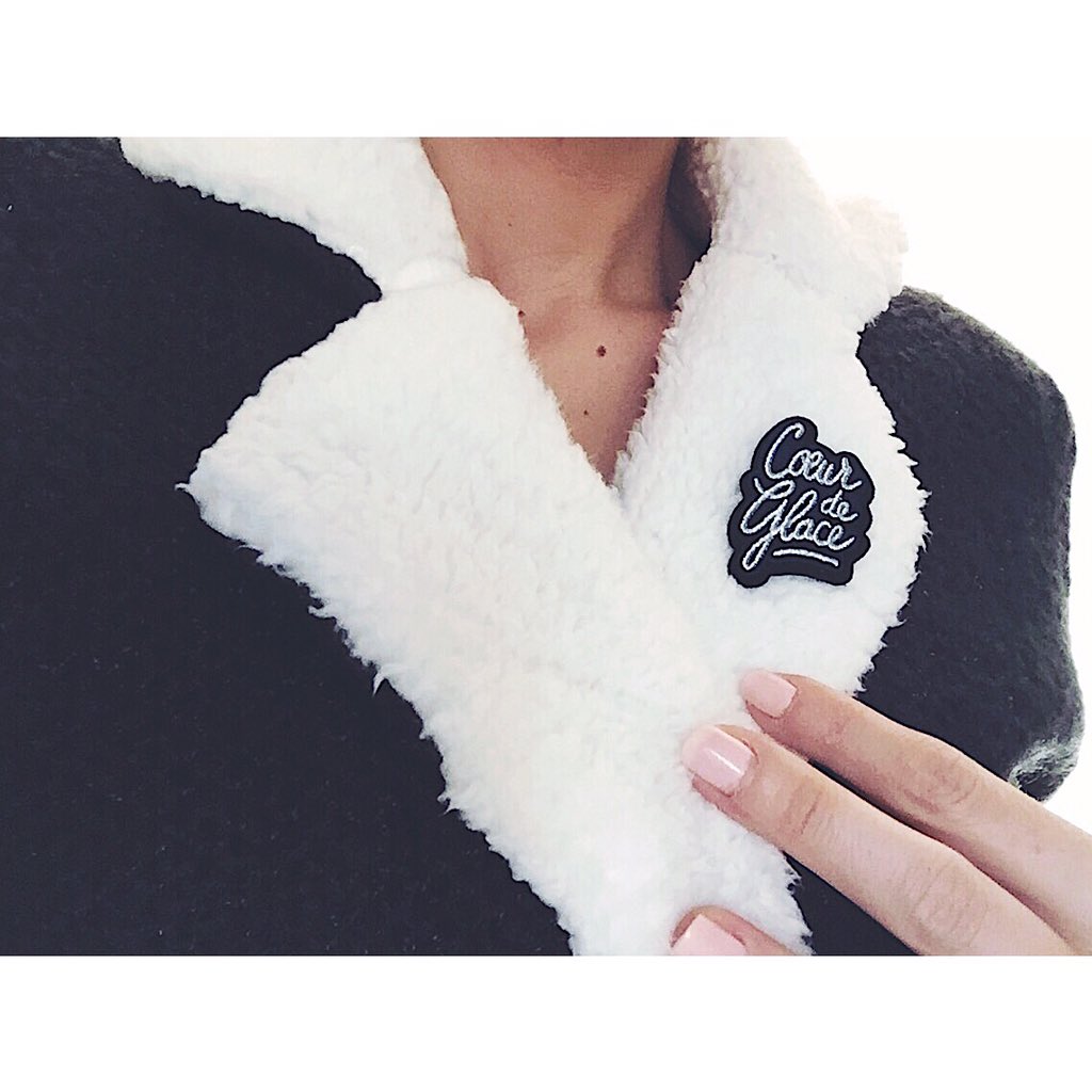 carolinelacombe's tweet image. 11.00AM
#notfeelinggoodtoday #needsomerest #feelsick #cold #cosyjacket #spindle #coeurdeglace #kiabi #mylittlebox #home #picoftheday