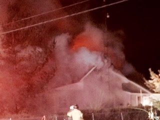 WTOL11Toledo's tweet photo. Couple in Perrysburg Township safe after fast-moving house fire - Latest develops here and on WTOL 11 - https://t.co/B7S3AM6uF3 https://t.co/LrIfgYlHWm