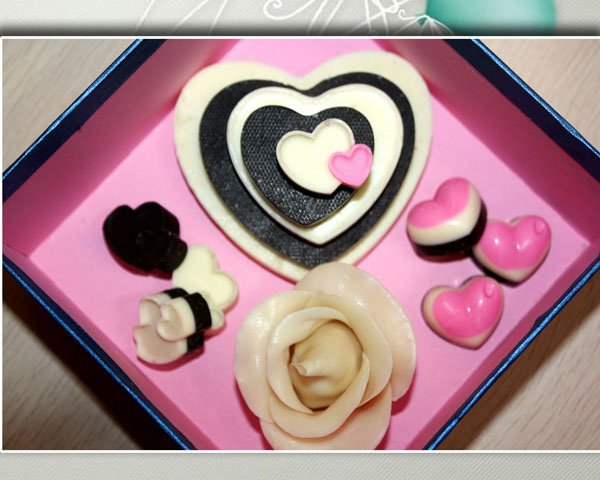 ibirj.mn

Валентиний бэлгийн багцнуудыг та бүхэнд санал болгож бн

Үндсэн үнэ 35 000₮-өөс хямдруулан аваарай

Утас: 9690-9692