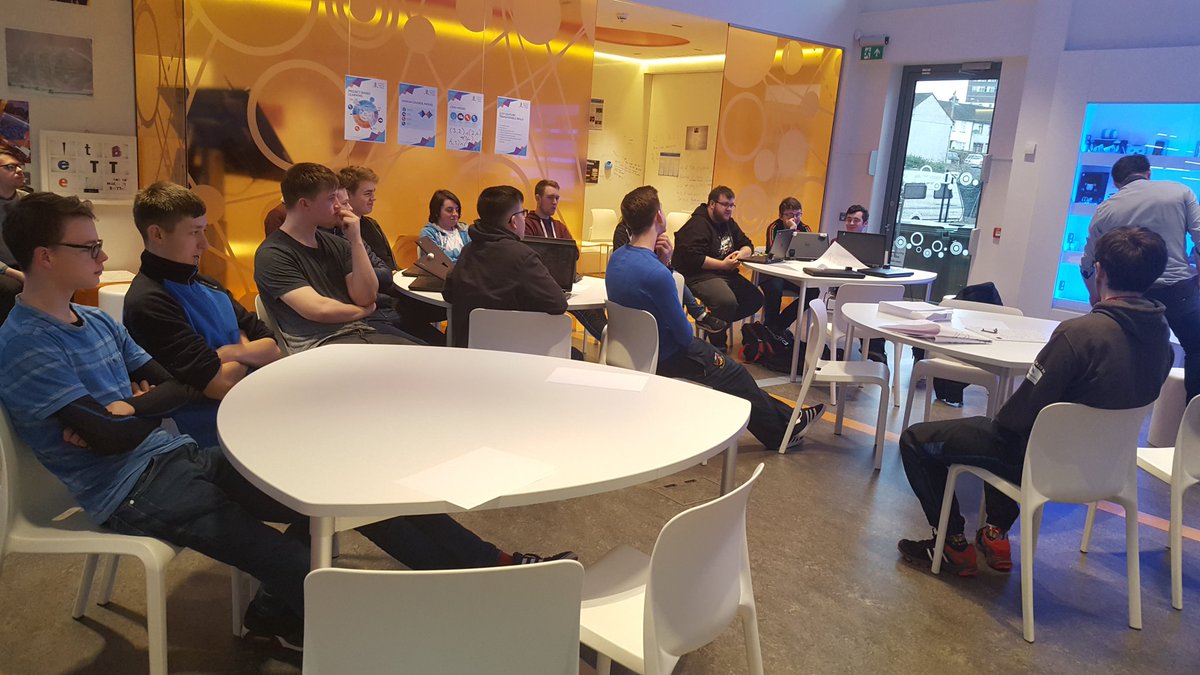 MuckiancSrc's tweet photo. @srcchat Level 3 IT students participate in talk on "Mental health and Young men" with Caolan Faux. Very worthwhile and informative! https://t.co/lWPNqf7nxl