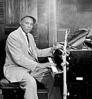 Friday #Blues Break 🍻
G☕☕d m🍩rnin🍳   great weekend!
         Legendary  Blues  Masters

m.youtube.com/watch?v=WbkXwf…

#middaybluesbreak