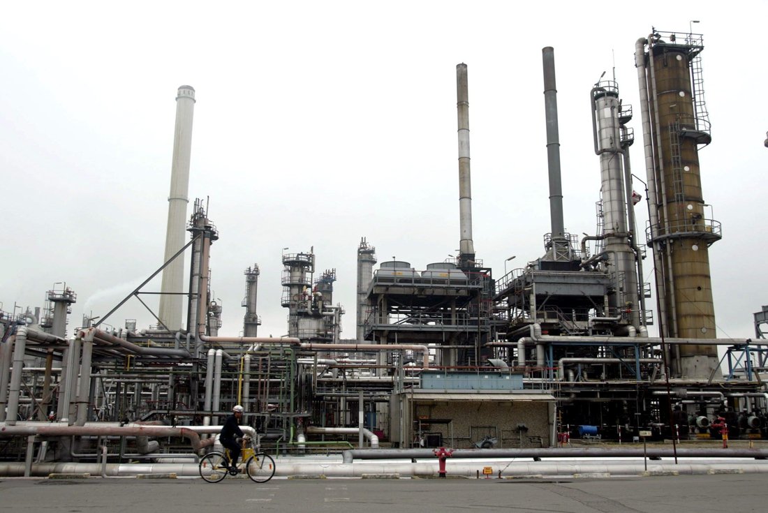 Oliebedrijf ExxonMobil krijgt jaarlijks miljoen te veel uit Vlaams Klimaatfonds dlvr.it/NLFm8q