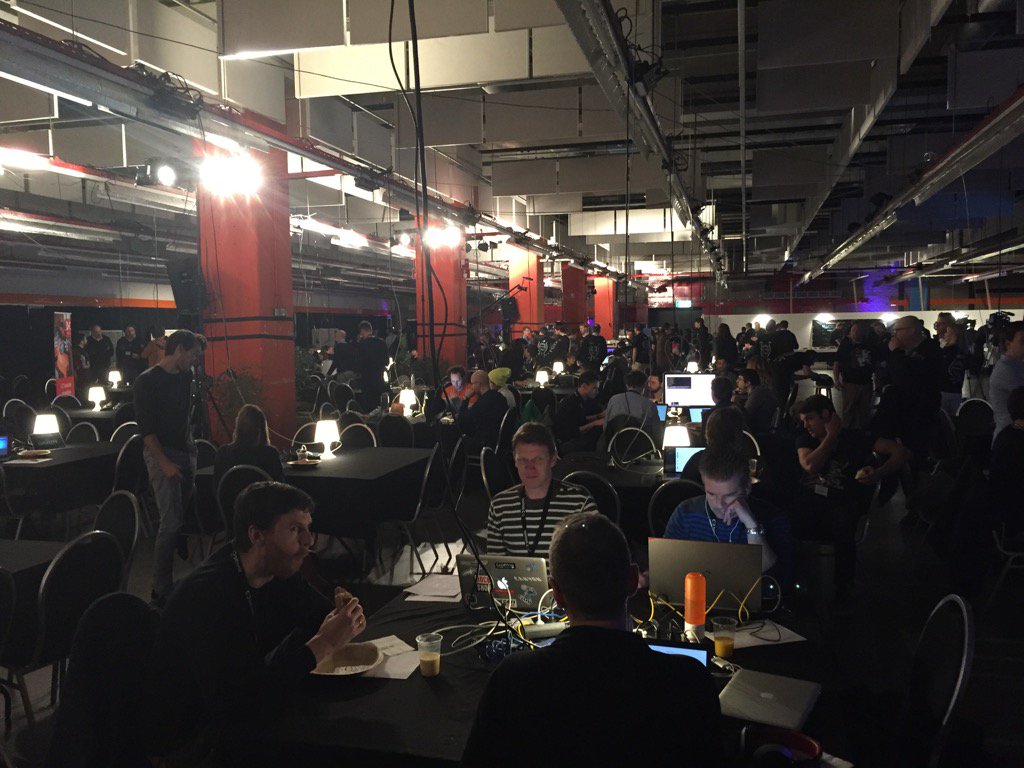 constantijn14's tweet photo. #dbh17 @DutchChain blockchain hackathon right before kick off. teams anxious to get started!! https://t.co/fEcWAo3rFs