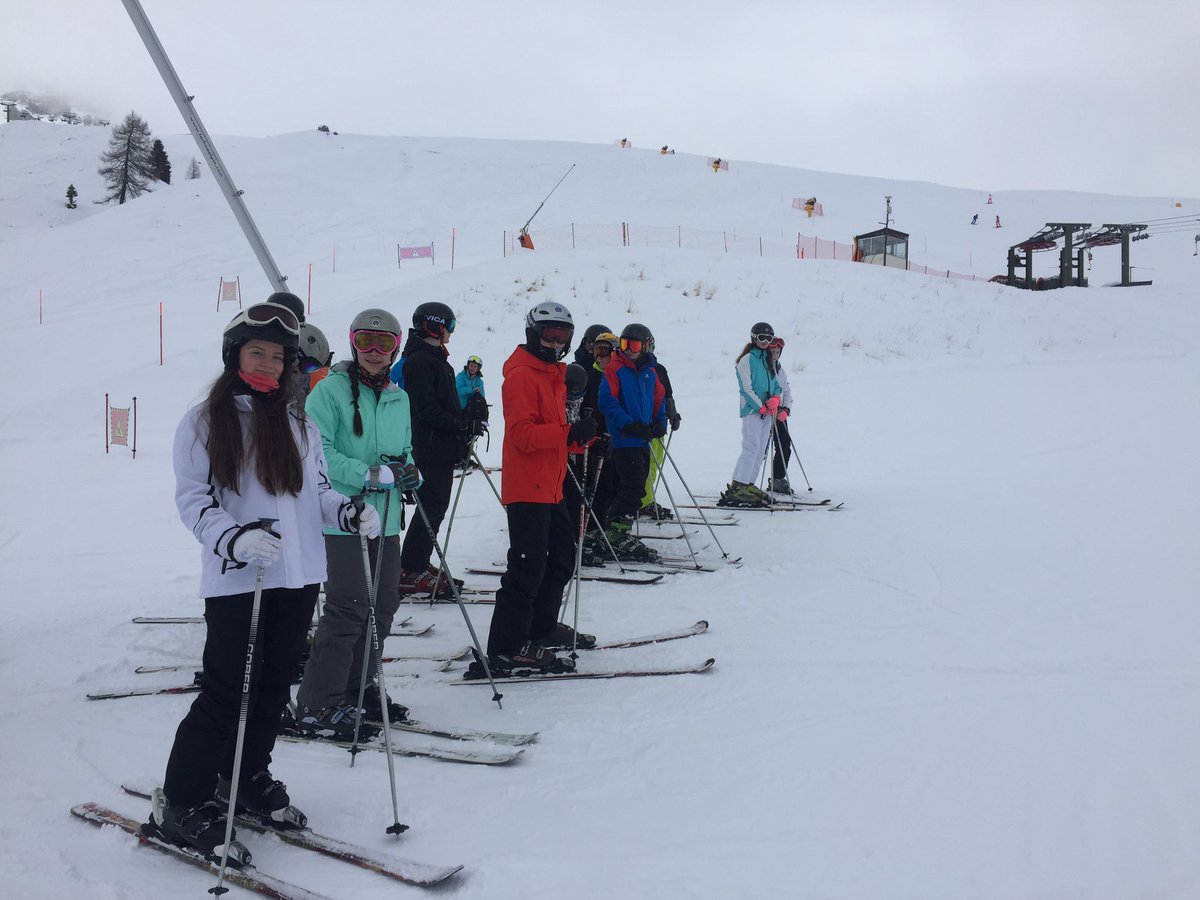 MakingTraxLtd's tweet photo. Day 1 Moena: Off to a great start! Lots of snow and lots of happy faces! @StAlsGlasgow #makingtrax #skitours #schooltours https://t.co/JU5iDTo2xg