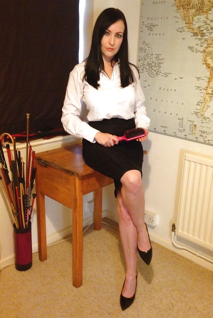 Sir Crispin. #punishment. #spanking. pic.twitter.com/0wqmT7kOj3. 