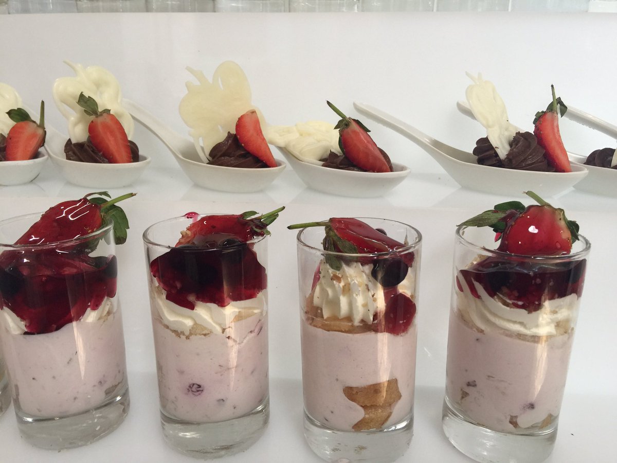 gianamar's tweet image. One word to describe dessert at @GIBS_NSE today - deliciously dangerous (ok, that's 2 words)!! #SEP2017