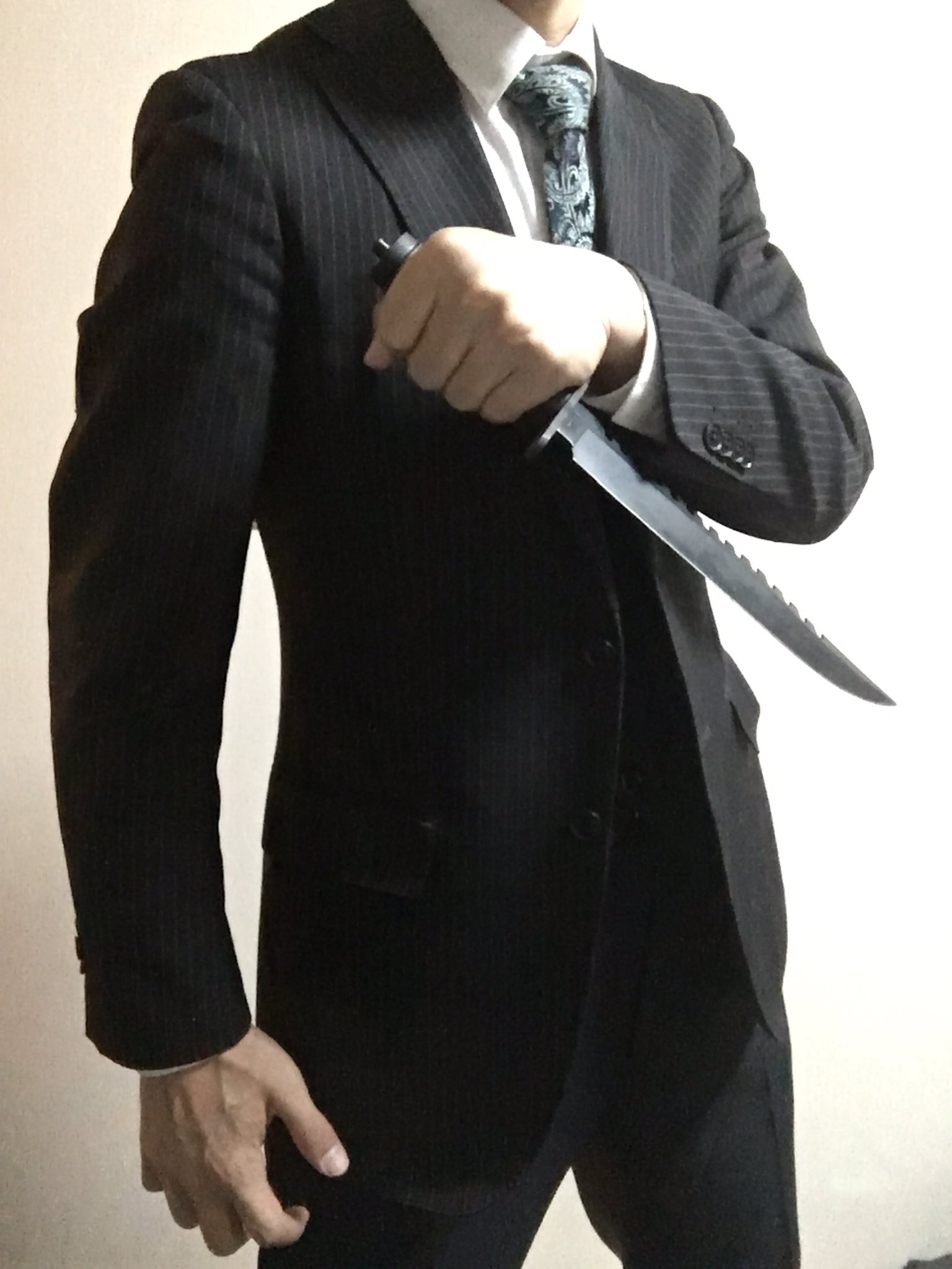 Uzivatel まこ立会人 Na Twitteru お題箱 逆手でナイフ T Co Iuwnxofln9 Twitter