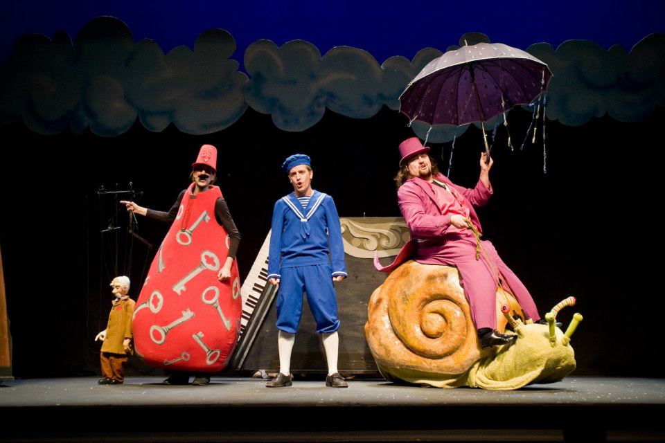 LiraTremp's tweet photo. A les 18h El Petit Dalí t'espera a #Tremp @UnicsProduccion @AjTremp @mandongocat @QueQuanOn @fundacioxarxa @sortirambnens  @EscenaFamiliar https://t.co/8kIRCTqtda