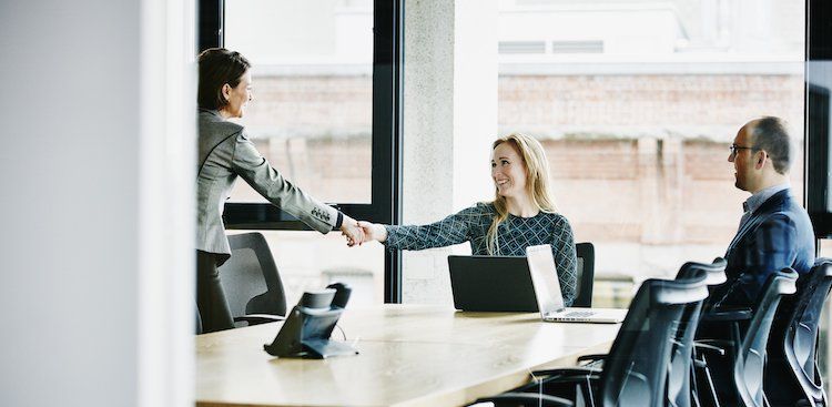 grad_central's tweet photo. A smart way to follow up to an #interview if you're still waiting for answers. @dailymuse https://t.co/pWhHSqgiDu https://t.co/bSYDBt1nns