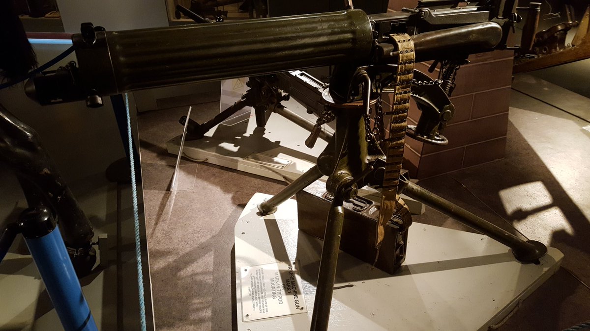 Sargon_of_Akkad's tweet photo. A Vickers Mark 1 machine gun. https://t.co/LHso2qlslw