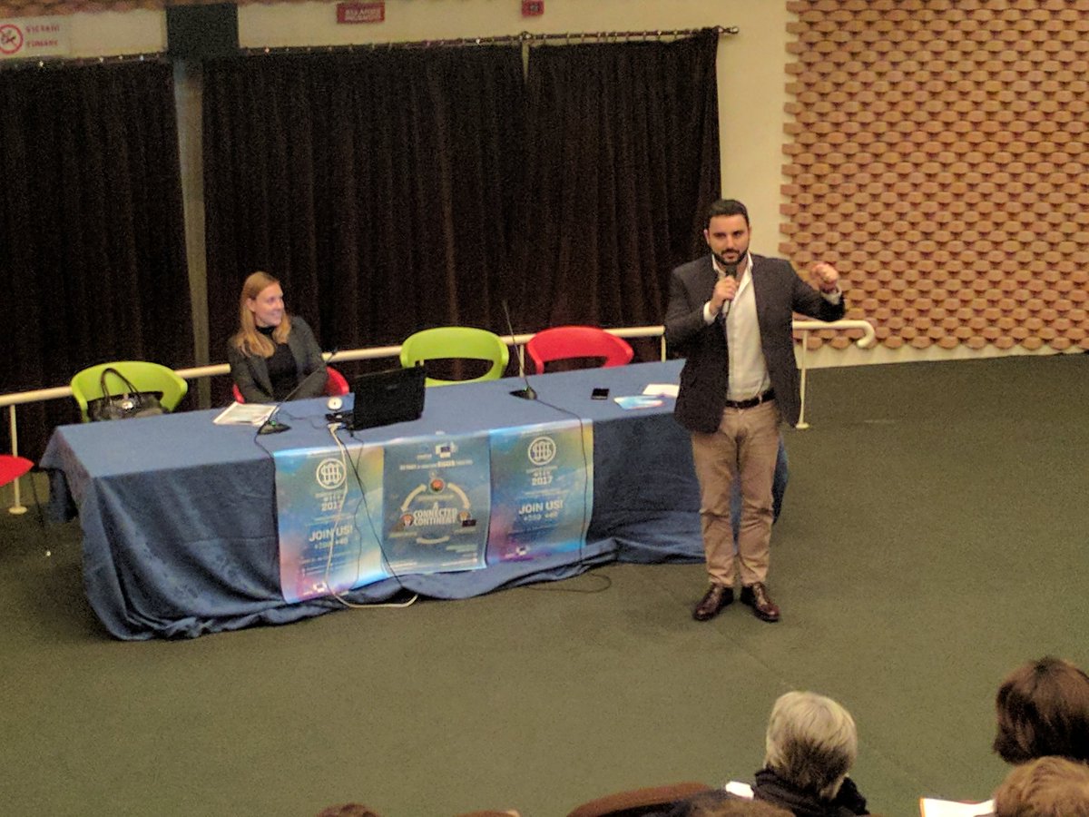 studiomapp's tweet photo. Edoardo Guerrieri racconta a #SEW17 #sew17romagna la sua startup Darius e l'esperienza in #SiliconValley grazie ad @Aster_ER e @RegioneER https://t.co/R9zbOSOXvp
