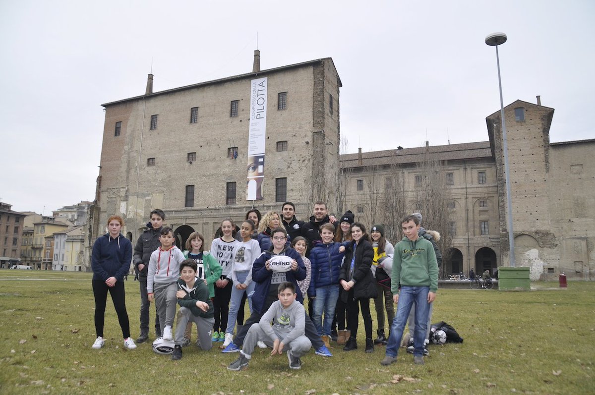 Le Zebre #Rugby sostengono la campagna #LanterneGreen <a href="/CetriTires/">CETRI-TIRES</a> e <a href="/ManifatUrbana/">Manifattura Urbana</a> al <a href="/ModuloECO/">Modulo ECO</a> di Parma zebrerugby.eu/le-zebre-soste…