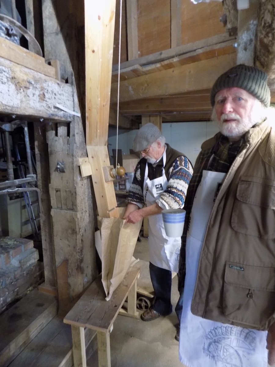 Wildlife247's tweet photo. Lovely Milling Day @CricklepitMill this morning, a nice collection of visitors and the first run of the newly installed sack hoist, success! https://t.co/FstYAMbYpR