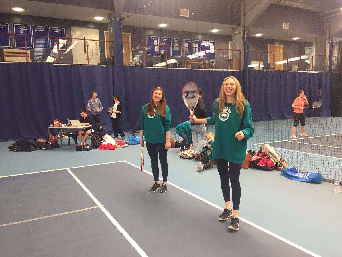 WarwickTennis's tweet photo. Snow representing at UWTC's charity mini tennis tournament 🎾❄️ @WarwickSnow https://t.co/H1eUwQ7did
