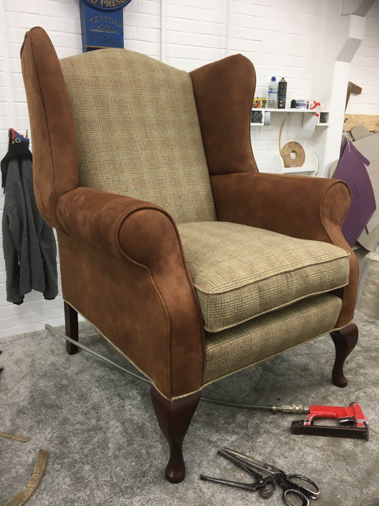 spencewood_int's tweet photo. Faux suede in check https://t.co/sqPLmwpiHy
