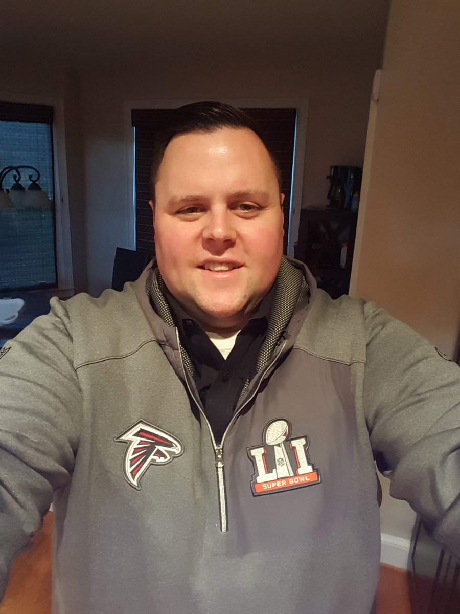 JoshSnow3's tweet image. Just another #RiseUpFriday Never lose focus of what you're passionate about! @AtlantaFalcons @M_Ryan02 @juliojones_11 #RISEUP #InBrotherHood