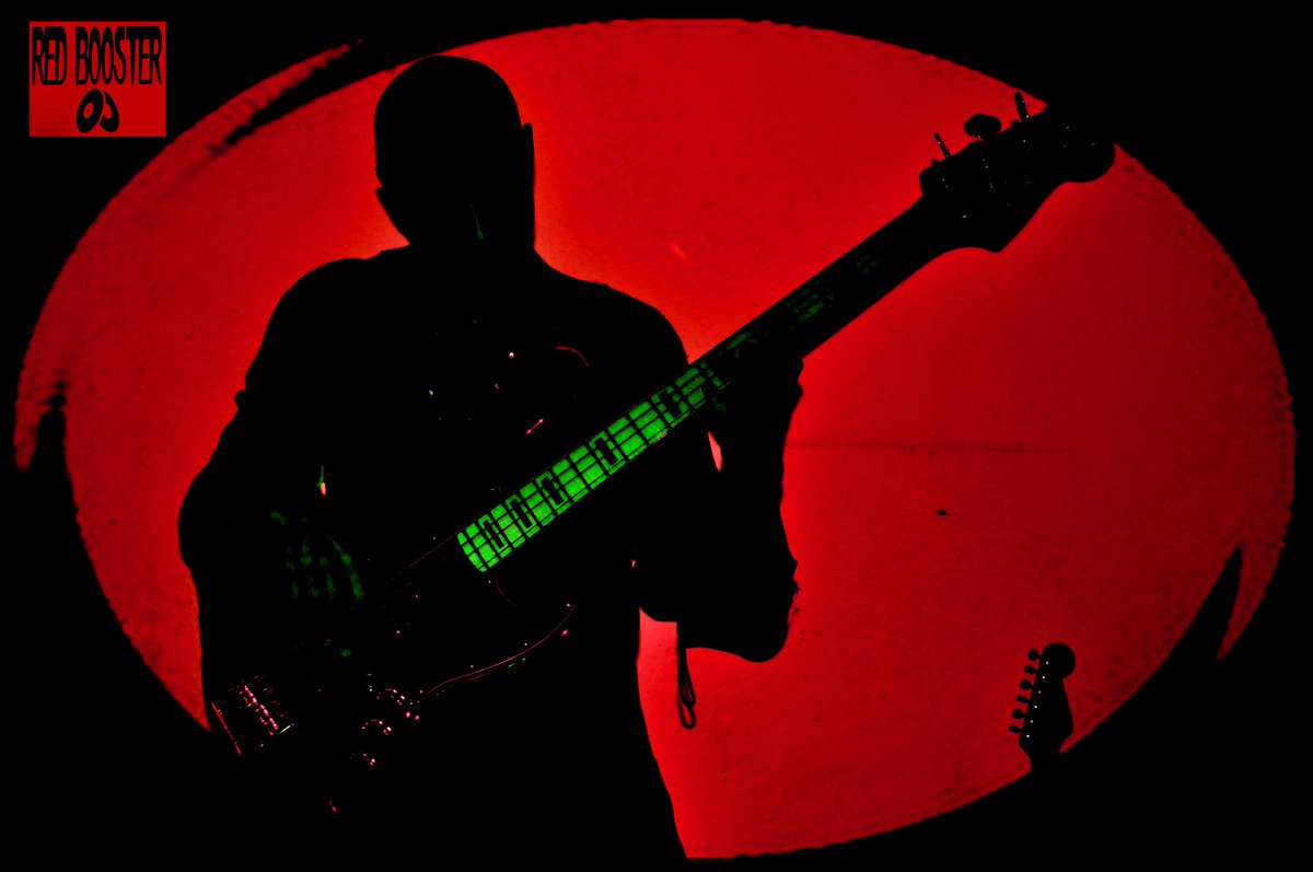 RedBoosterGroup's tweet photo. #bass #rock #fender #berlin #redboostergroup
https://t.co/rCnhhIMKxN https://t.co/e6ImUFlnxH