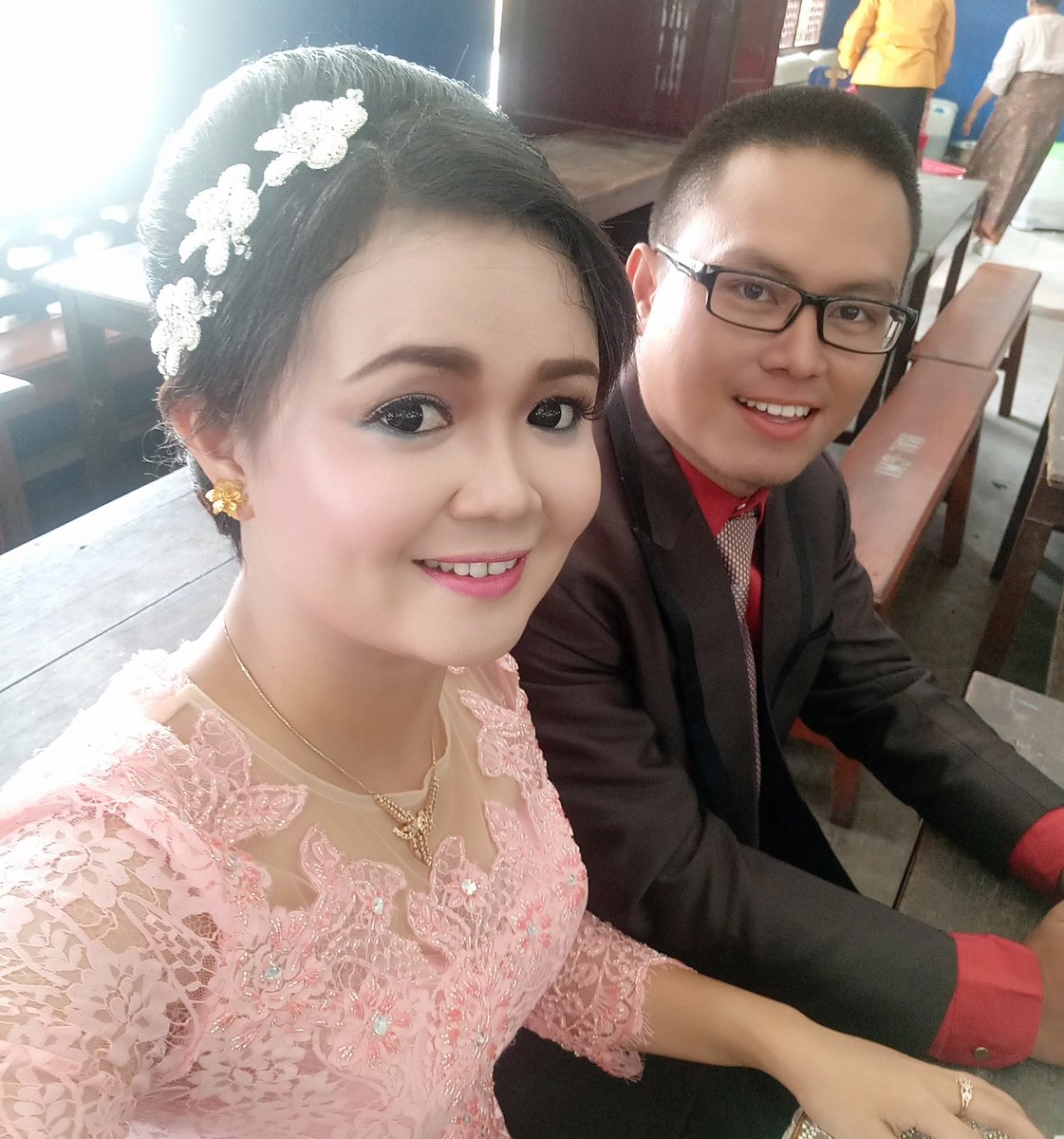Putri68Manik's tweet photo. #martupol #pestaadatbatak #sukacita #onestepcloser 😇😇😇 https://t.co/i5zjQ9SdY7
