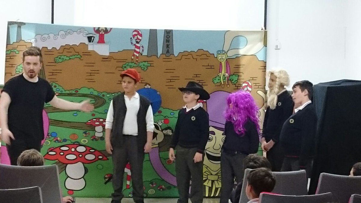 Curtain up!!: Obras teatrales interactivas en inglés para los alumnos de Primaria y Secundaria.
attendis.com/colegios/monte…