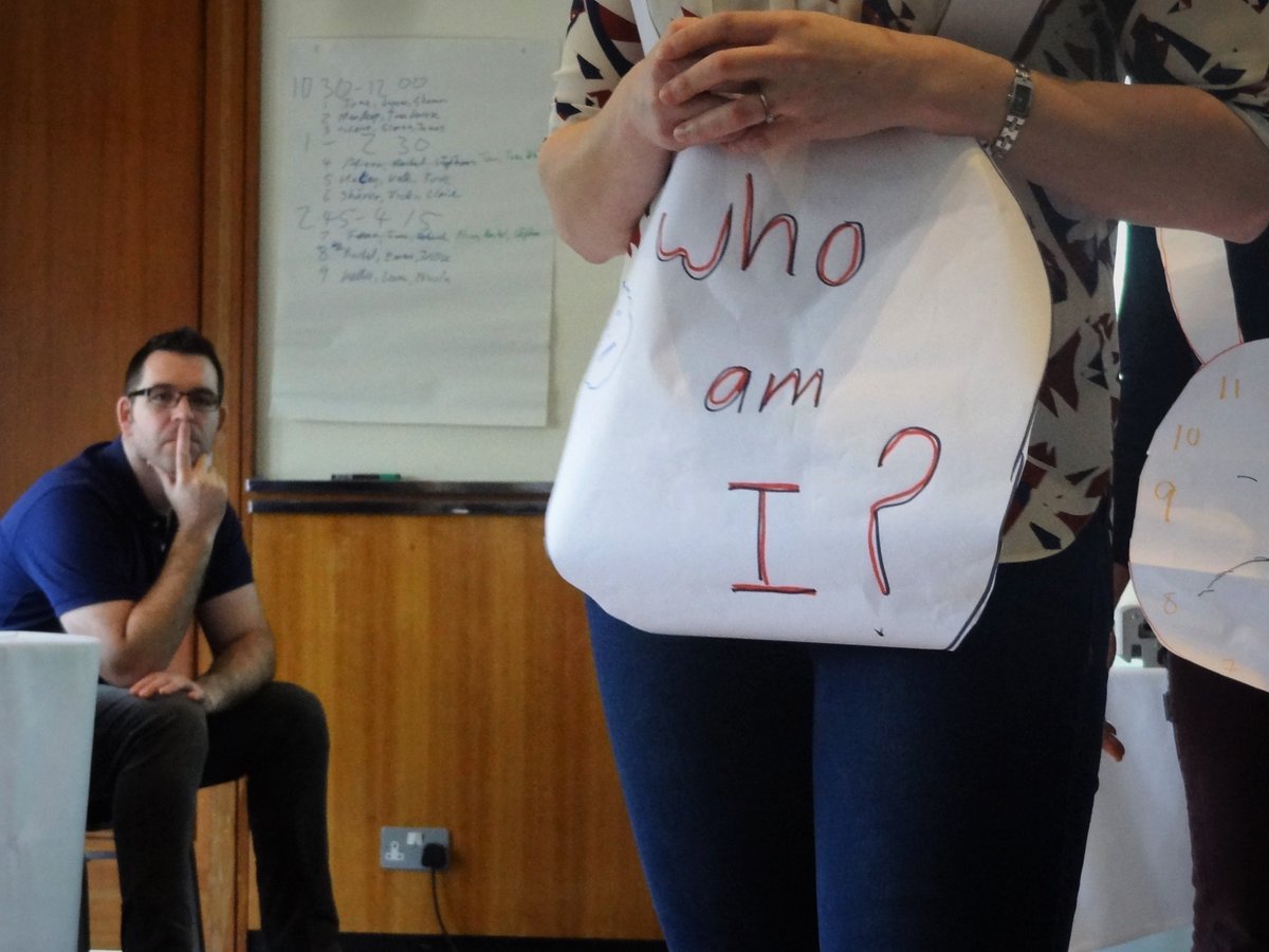 R0BY0UNG's tweet photo. Who am I? The answer being a smart, credible woman with a kind heart at the forefront of research. What's not to like? @NHSNWRD #HEEINT2016 https://t.co/BsuSir3Gla