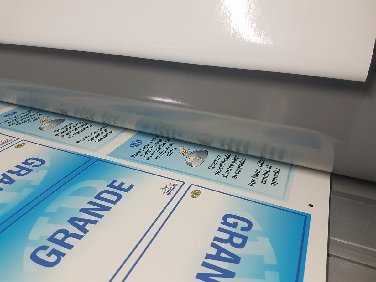 HumphreysSigns's tweet photo. #easymount lamination of signs is going at full steam.
#flatbedprinting #hbleisure https://t.co/1CNO4DqZGq