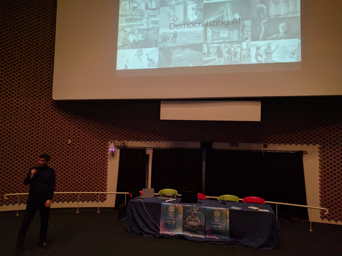 studiomapp's tweet photo. #democratizing #AI Pier Paolo Boccadamo di @bizspark @microsoftitalia, focus sull'#intelligenzaartificiale a #SEW17 #sew17romagna a #Ravenna https://t.co/11sTrYLw1j