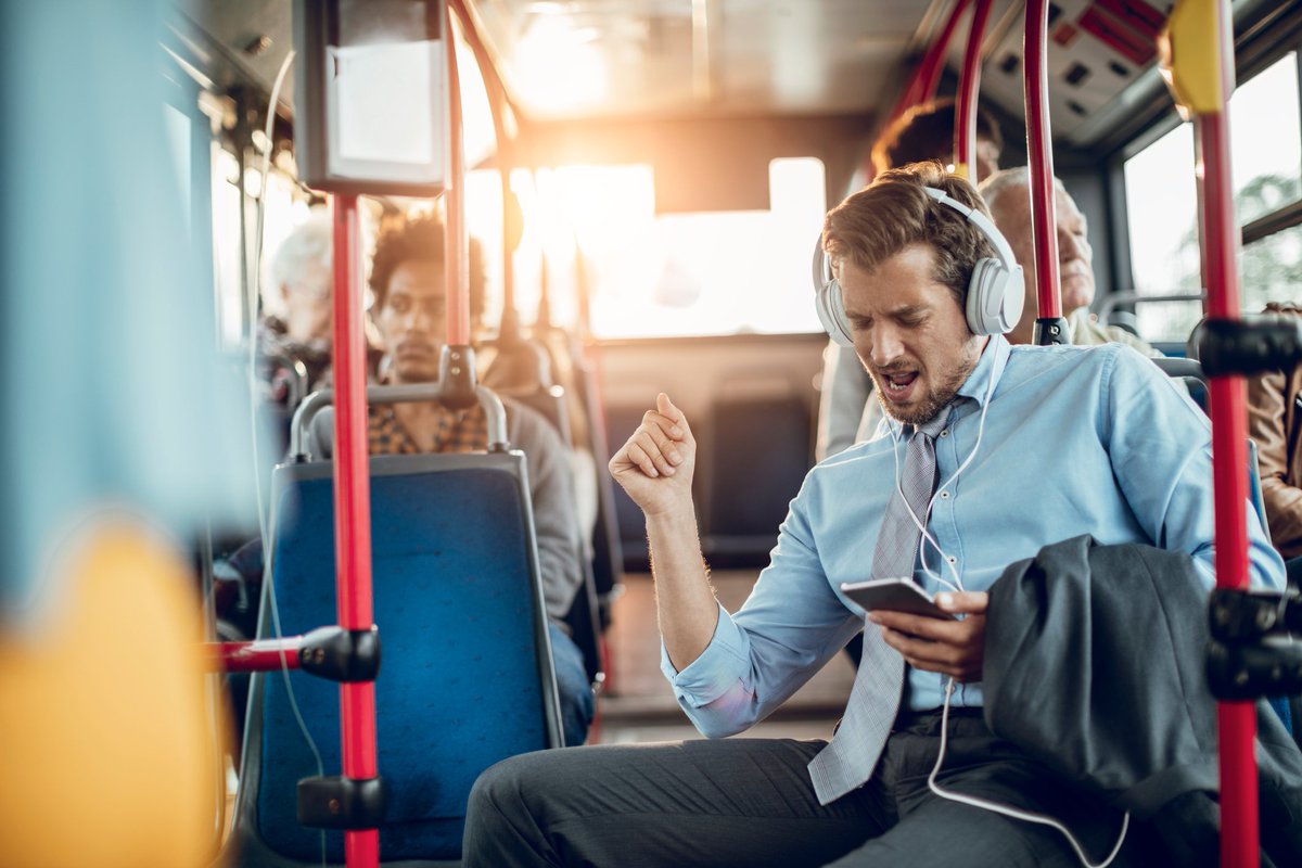 uepaa's tweet photo. Would you like to know what #nearby passenger is listening to on #Spotify? It could be possible with @p2pkitio! https://t.co/y3dDmylVnp https://t.co/7JpCYAzdT0