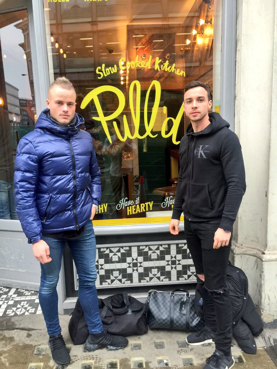 LDN_Muscle's tweet image. Lunch date with @Josh_LDNM @Pulld_uk 😍
Meat that melts in your mouth 😋🍴

Exciting project ahead 😉