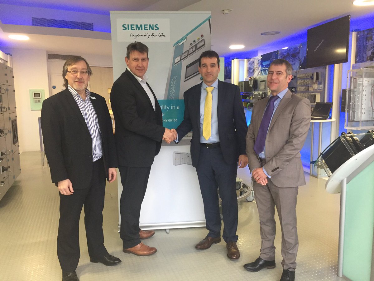 #siemensuk signs up new Drive Technology Partner #indrico SimonGrant & ChrisHansford @Geoff_Hirst