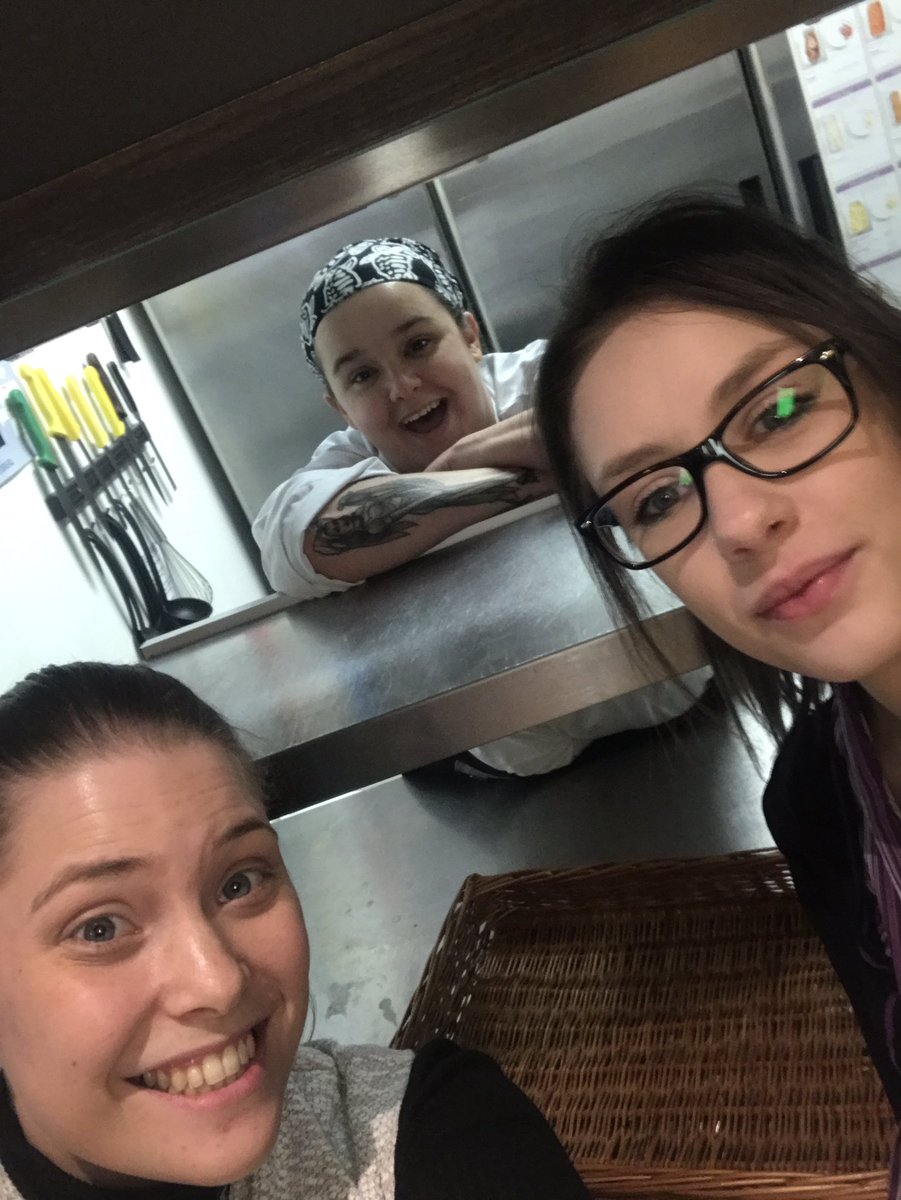 emmap61's tweet photo. So proud of my team again! 3rd win in a row for F&amp;B service and an excellent housekeeping cleanliness win too! Winning all round 😀 #ProudOM https://t.co/nVpTTGBeIP