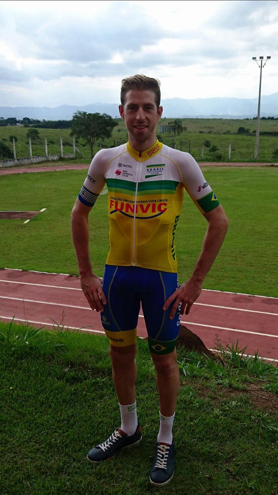 Jordi_Simon_'s tweet photo. El Funvic - Brasil Pro Cycling de @Jordi_Simon_  inicia su andadura 2017 
https://t.co/kS3RRvDJRn https://t.co/65shaRlTpd