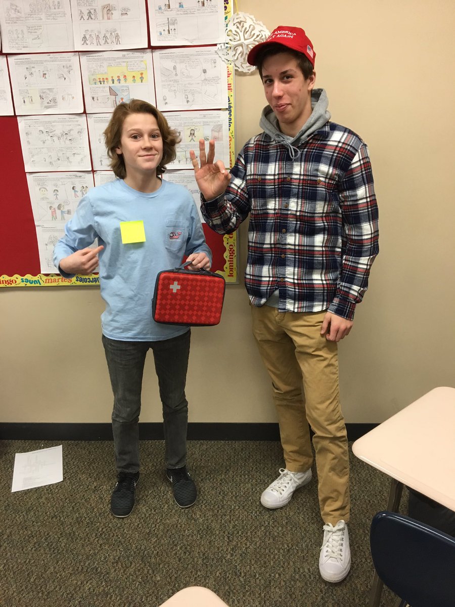 szellmer15's tweet photo. Forgot to post this last night @lakerspirit2017 https://t.co/CdGPjtLFuz