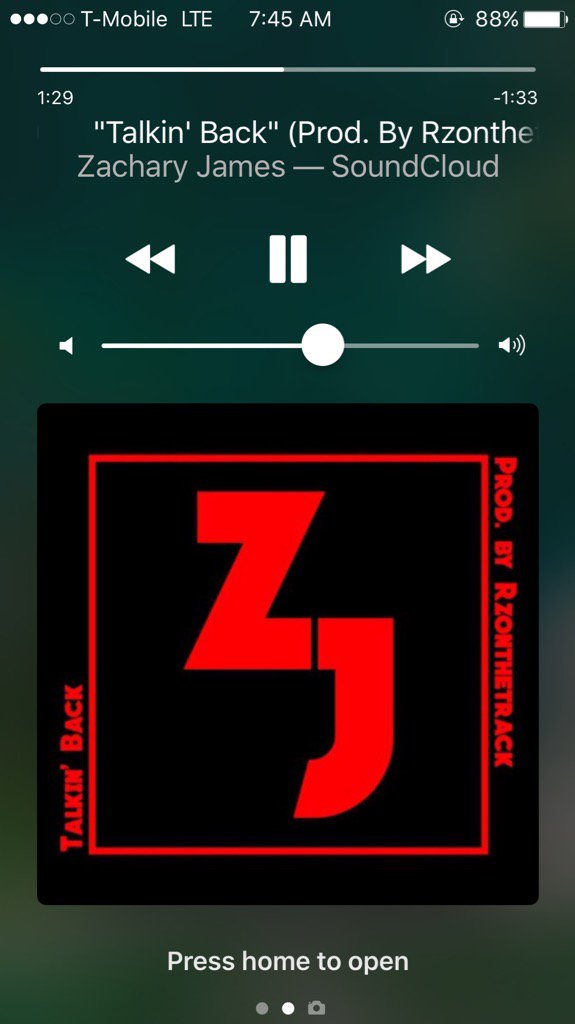 ceirrab7's tweet photo. Getting my morning started off listening to this bomb song ❤️🔥🔥 still one of my favorites @ZLawhead @emilys_clark https://t.co/ndVSDJx8CS