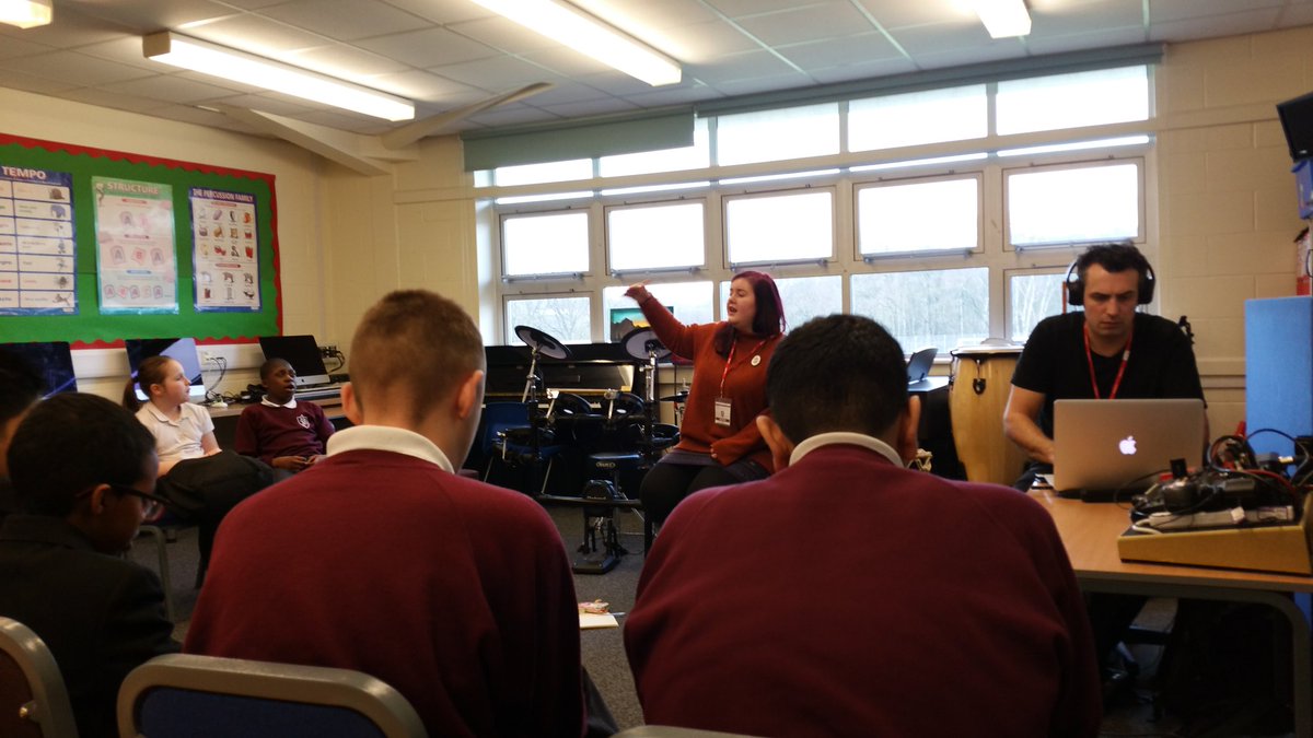 YearSevenPS_VI's tweet photo. Another great session with the guys from @macmakesmusic @Priestley_Smith @Priestley_music #Outloud https://t.co/839uXNOXUT