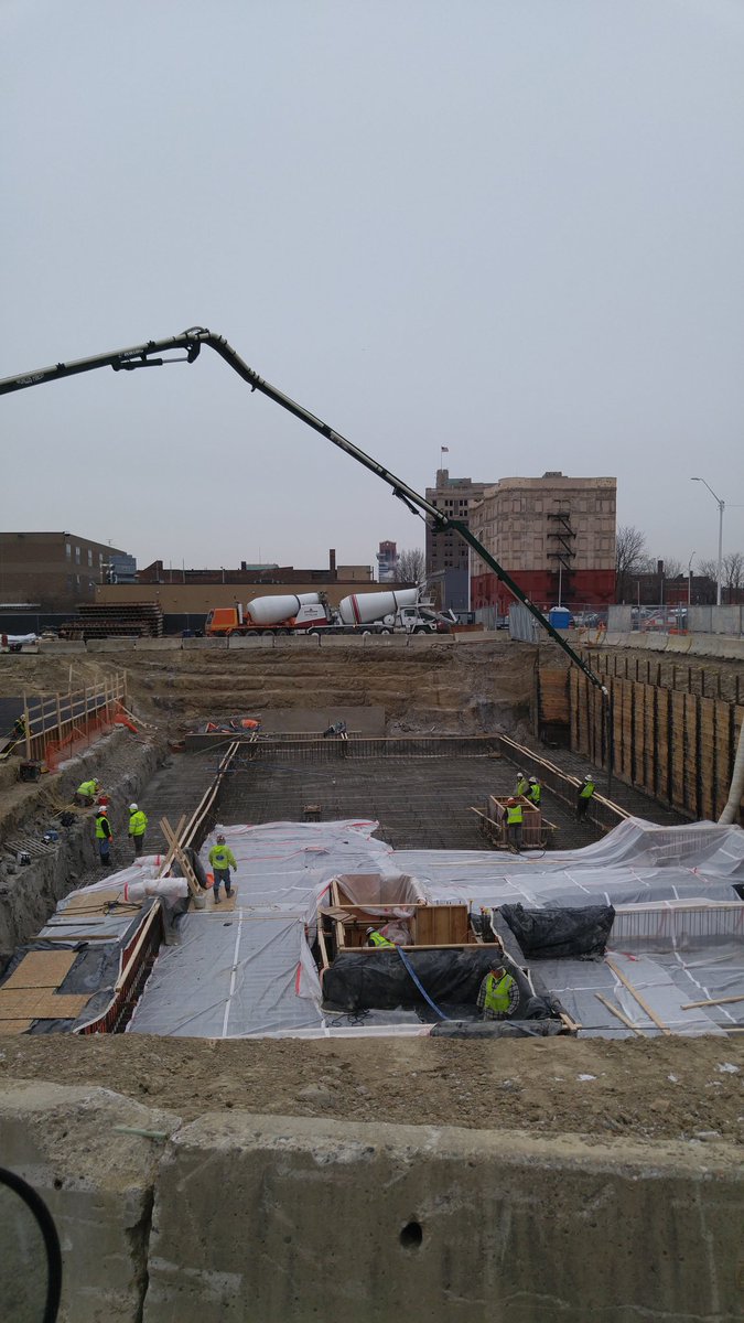 Jim92634720's tweet photo. New Mike ILITCH School of Business downtown Detroit. https://t.co/vMEh58Pi4v