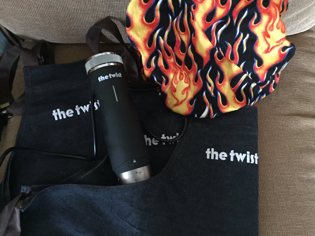 Adding <a href="/TheTwistSV/">The Twist Sous Vide</a> setup too my indoor 🌭kit. Plus aprons for staff 😂