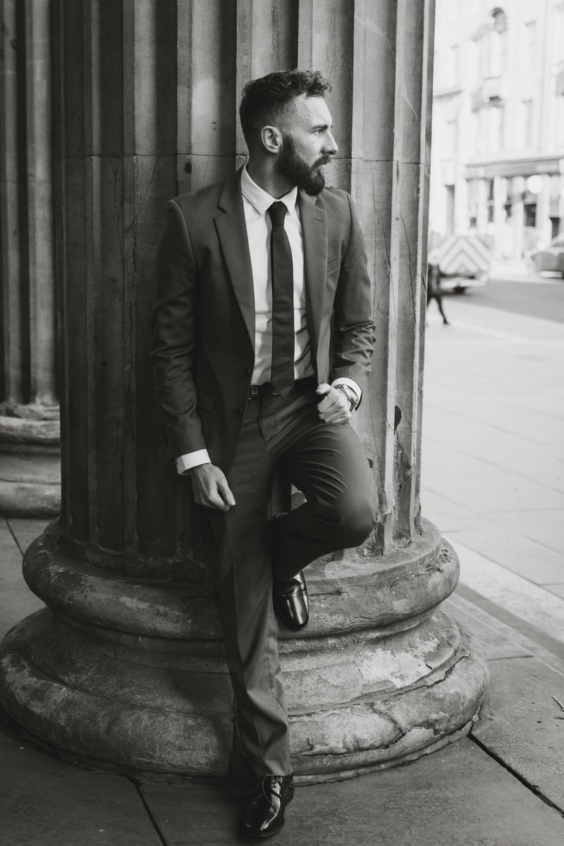 ashthetog's tweet photo. Editorial fashion shoot #FashionPhotography #editorial#vogueitalia #city #glasgow #model #blackandwhitephotography #fashionblogger https://t.co/3cl4VgbdC9