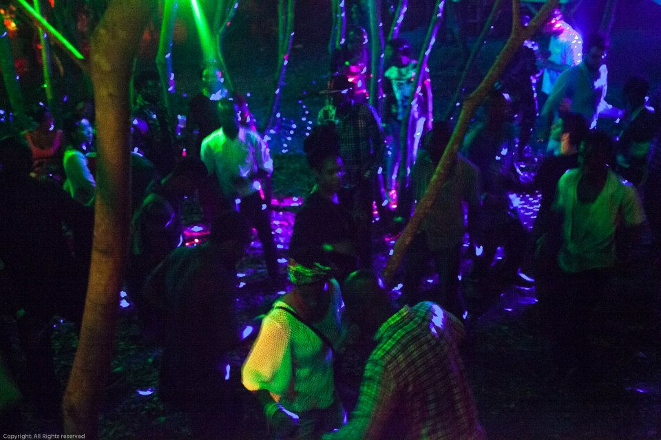 asabaako's tweet photo. Jungle by night....
#LiveSet
#MannequinChallenge
#BalloonPinata
#DjRotation
#Drinks
#Spin-A-Dare
#BBQ
#HiddenTreasures
#BeatFreeze https://t.co/QvvZCdaMK4