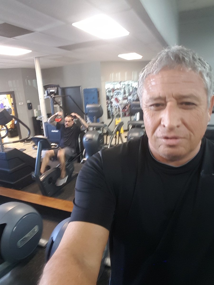 Hey. <a href="/Boxerrodz/">Mike Rodriguez</a> <a href="/shaneohearn/">Shane O'Hearn</a>  <a href="/realpablocruz/">El ZanKudO Letal</a>    working out in Biloxi at Rhodes gym with Aaron Navarro