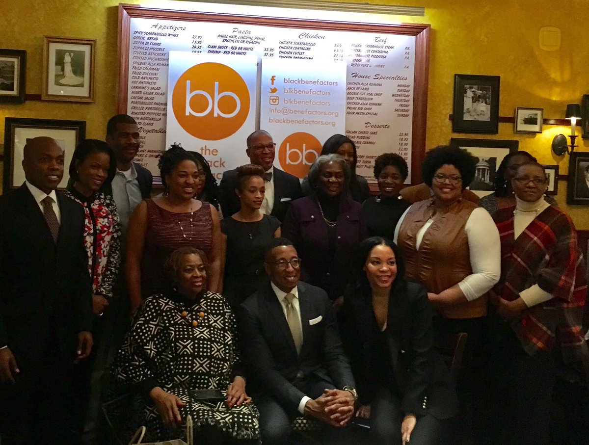 AllanGolston's tweet photo. I'm totally inspired and honored to meet and learn from these compassionate philanthropy pros at last night's #bbdinner! https://t.co/na6nGnojVU