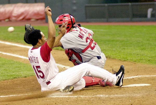 Happy 39th Birthday today to former outfielder Rubén Mateo! 