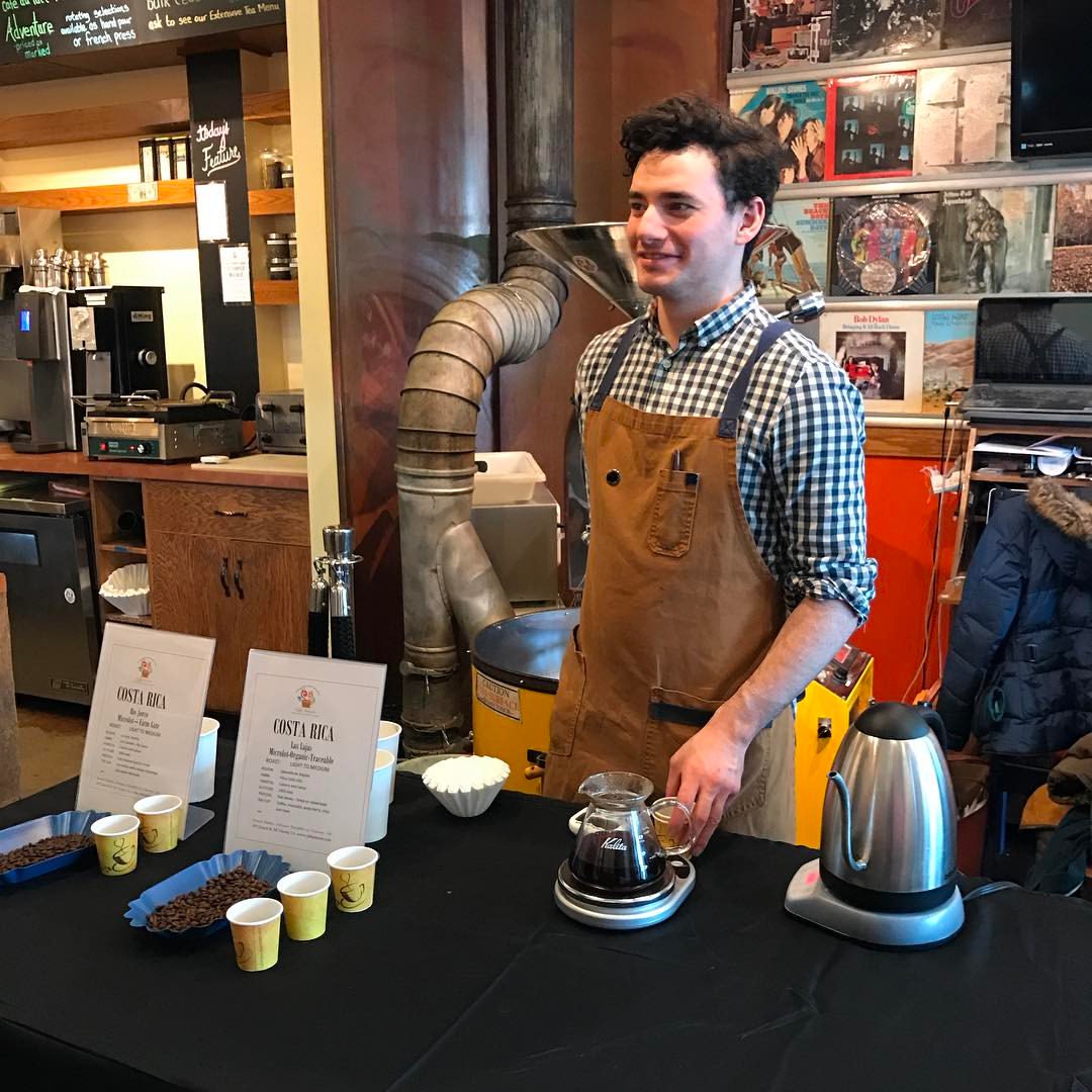 caffeamouri's tweet image. Happening NOW!  #pourovercoffee #handpour #popup #coffee #coffeegeek #coffeenerd #wherecoffeemeetscommunity