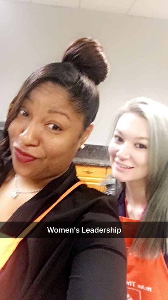 KiyaAubreyTHD's tweet photo. Women Leadership #HDRocks #livingtheorangepromise #swbest #D111 @SHowardO @Thd8517 @catlee777 https://t.co/kWchmhobDr