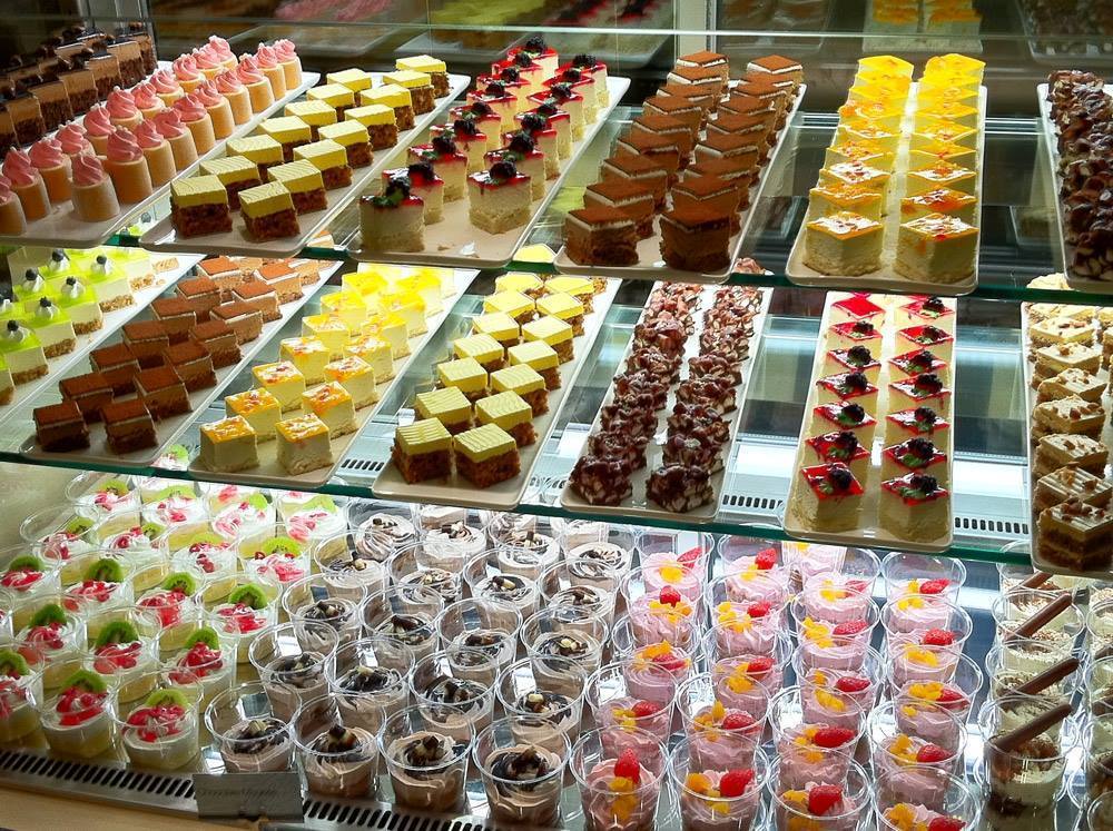 COSMOSoton's tweet image. If you&apos;re in @Westquay  this weekend for some #retailtherapy, why not rest your weary feet &amp;amp; refuel. Choose from 150 dishes at #COSMOsoton?