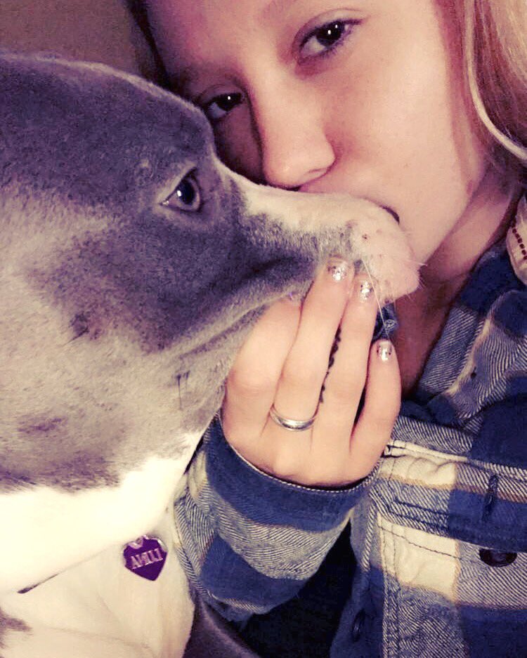 alanabostonn's tweet photo. 😘🐶 https://t.co/t5bVKiKuNm