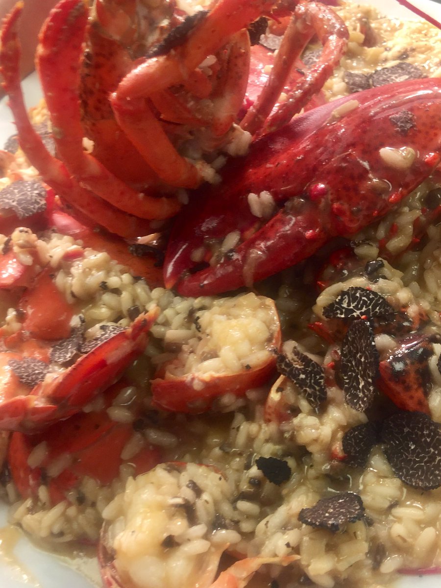 AldoZilli's tweet photo. Hope you enjoy #Lobstertrufflerisotto @cblampied @SaclaUK @GalvaninaUK @Jonplows #tasty #fishy #FridayFeeling https://t.co/qZZe9aUb2P