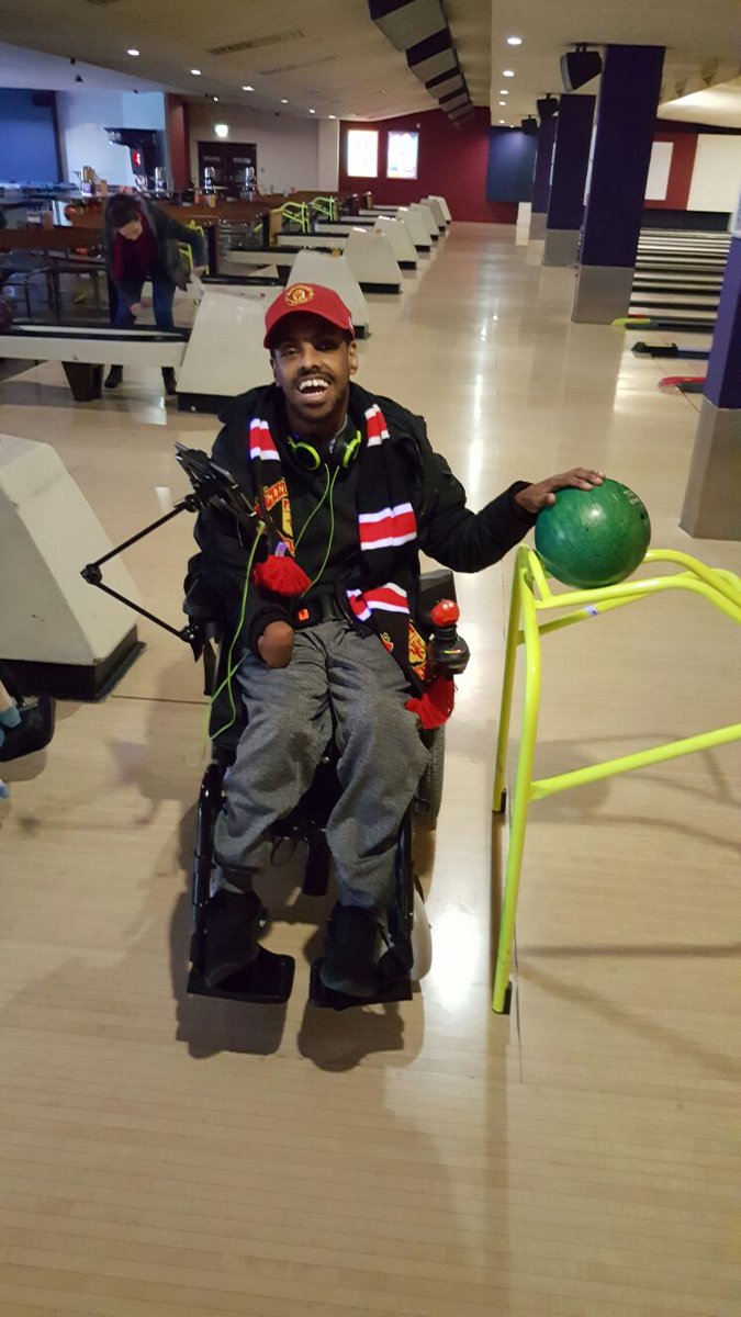 SevaCare_Group's tweet photo. Northolt Day Centre at bowling today #SevaCareGroup #Bowling #CommunityOuting #Northolt for enquiries please contact info@sevacaregroup.com https://t.co/ACaGlCsiin